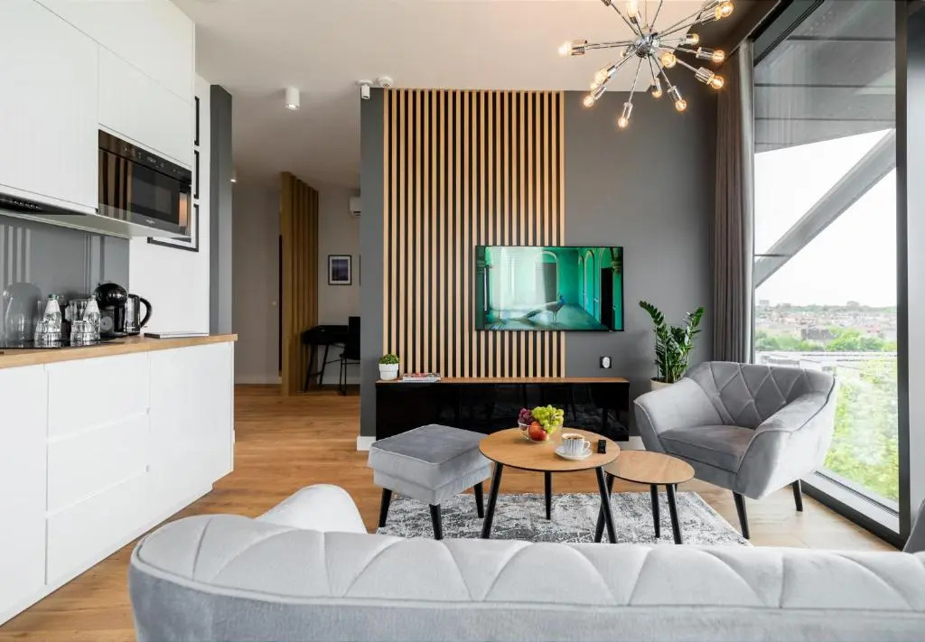 Q18 ApartHotel