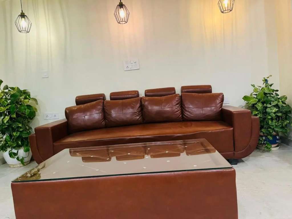 Hotel Maharaja Palace Boutique Hotels Near Medanta Medicity Gurgaon