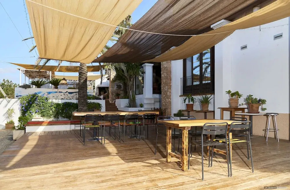 Hostal Illes Pitiüses