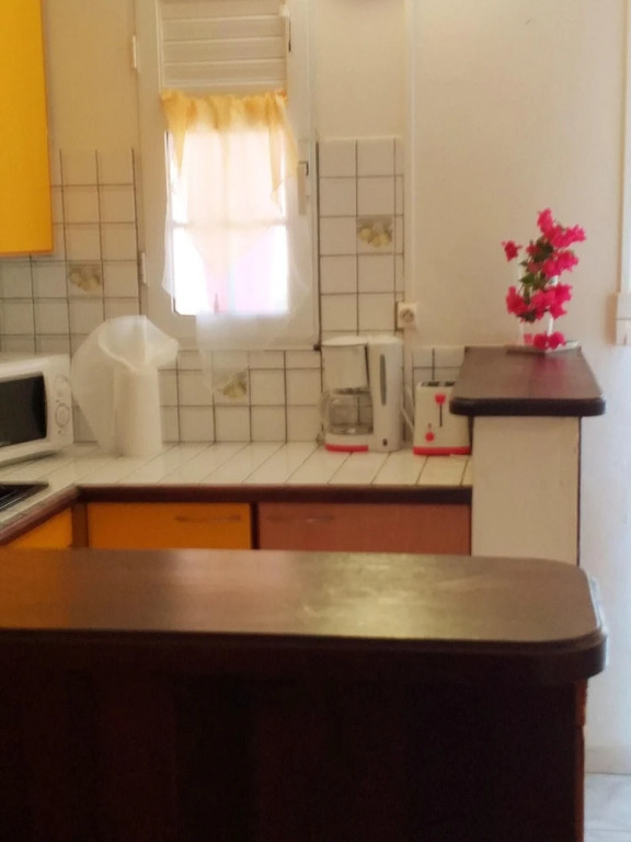 Studio In Sainte Anne With Shared Pool Enclosed Garden And Wifi 3 Km From The Beach
