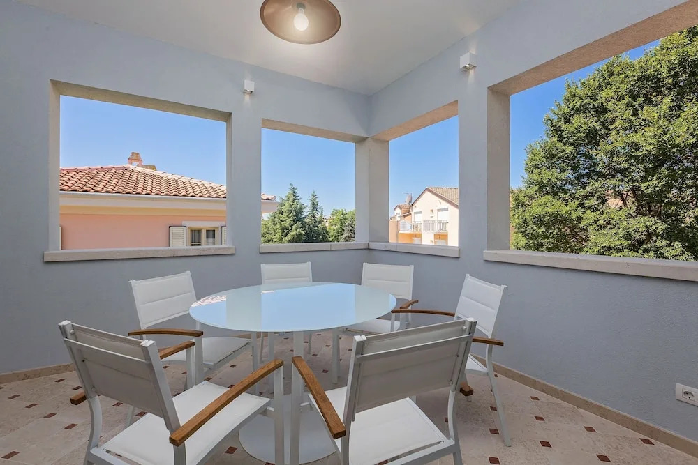 Apartments Berli 5