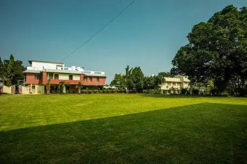 Colonels Hotel