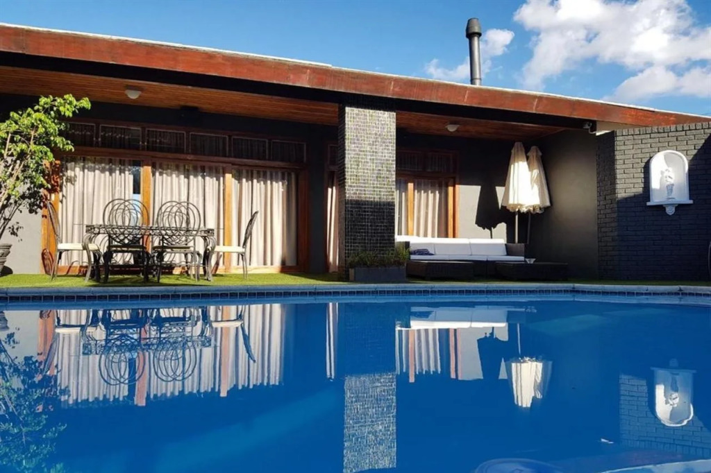 A Queenslin Guesthouse
