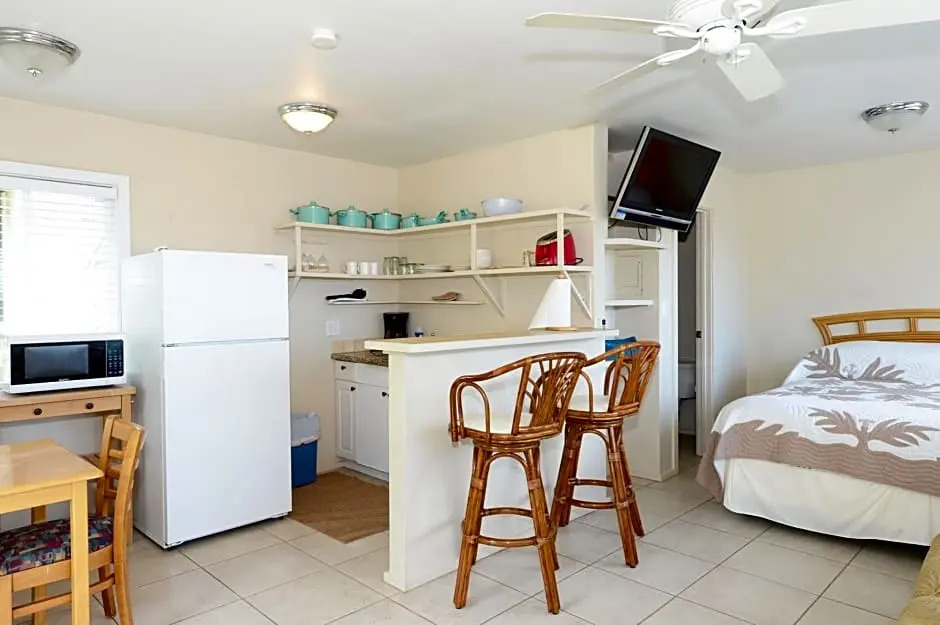 de Harne LLC Beach Cottages