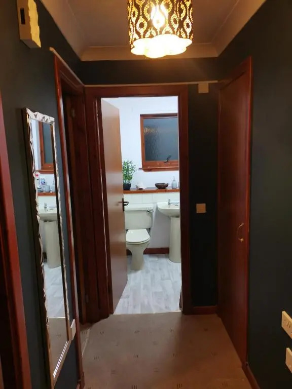 2 Raasay Court