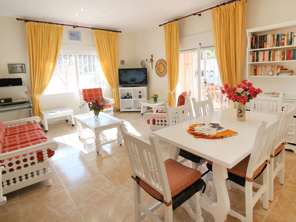 Holiday Home Sandra by Interhome