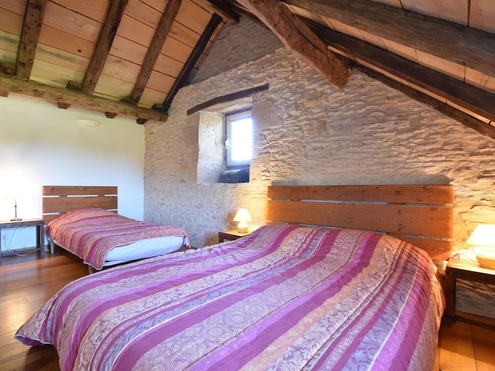 Modern Holiday Home in Saint-geniès With Private Pool