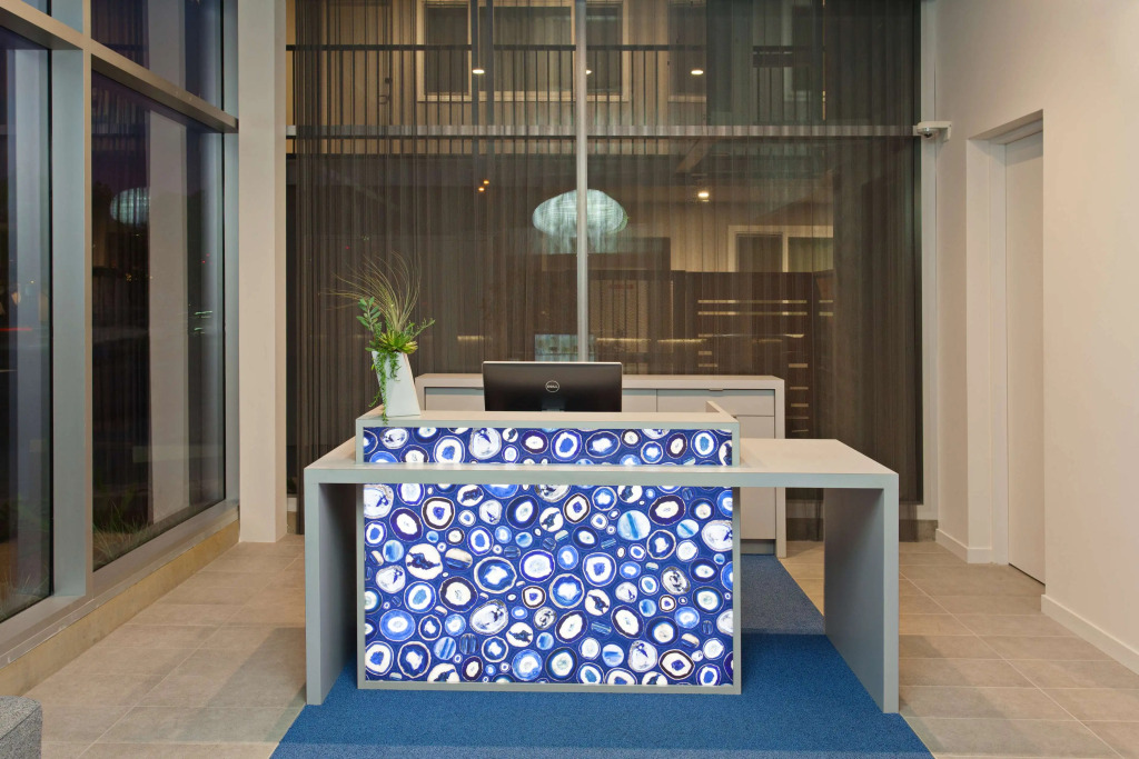Hotel Lucent