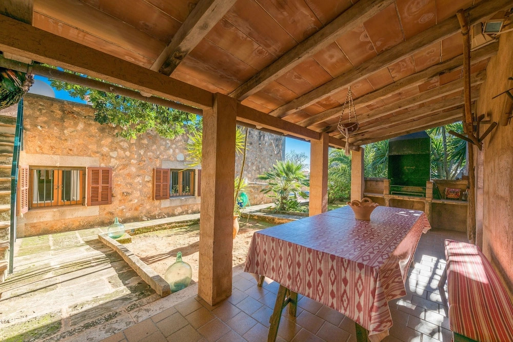 H Rreo in Campos With 3 Bedrooms and 2 Bathrooms