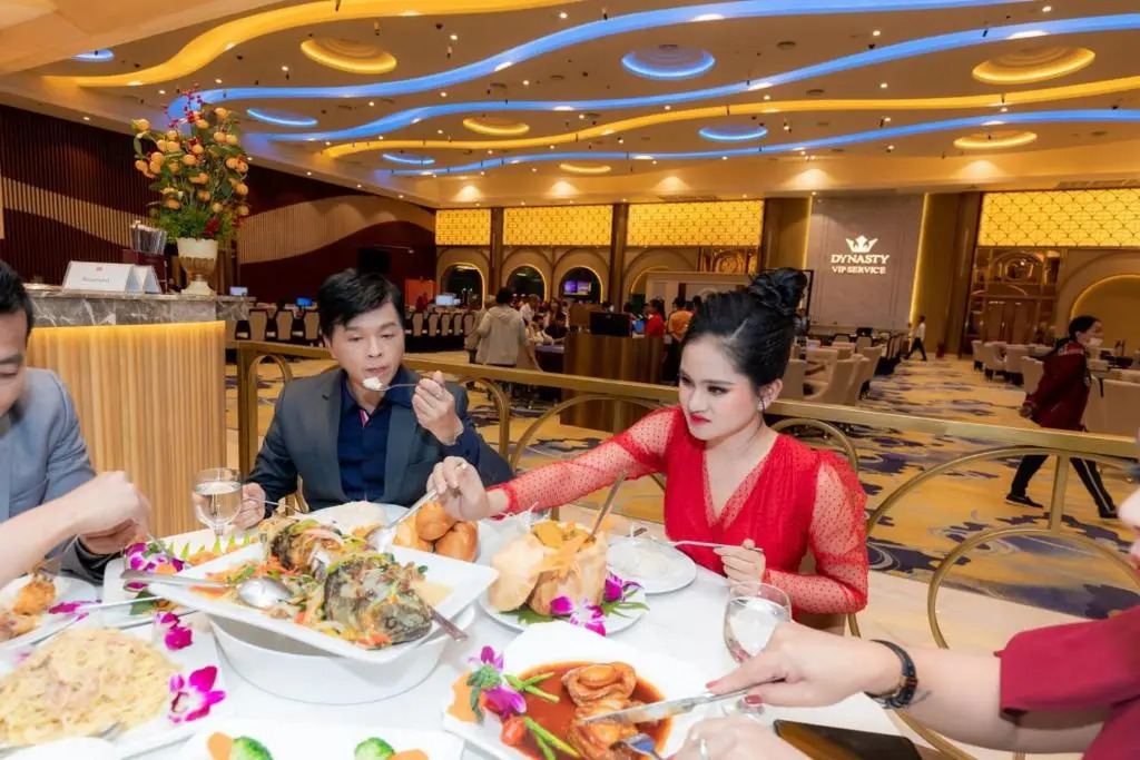 Dynasty Casino Hotel