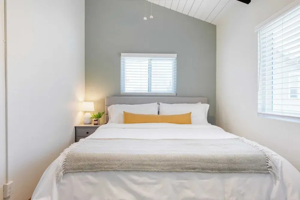 Surfrider II by Avantstay Walk to the Beach + Balcony