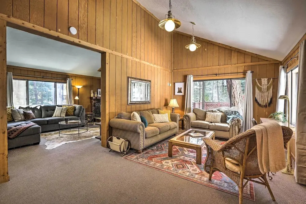 Tahoe Vista Cabin w/ Deck: 1 Mi to Kings Beach!