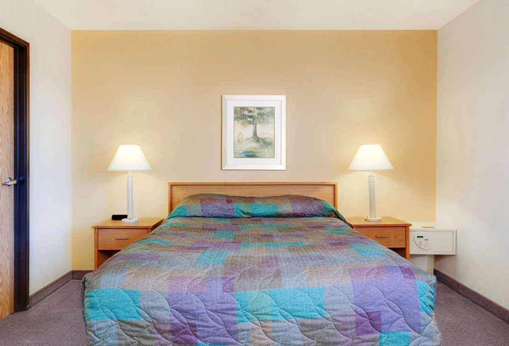 Super 8 by Wyndham Klamath Falls
