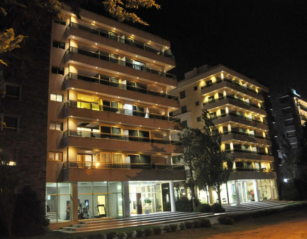 Building Albar