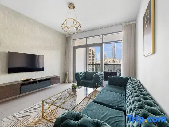 2BR + M with Burj Khalifa View | Near Dubai Mall