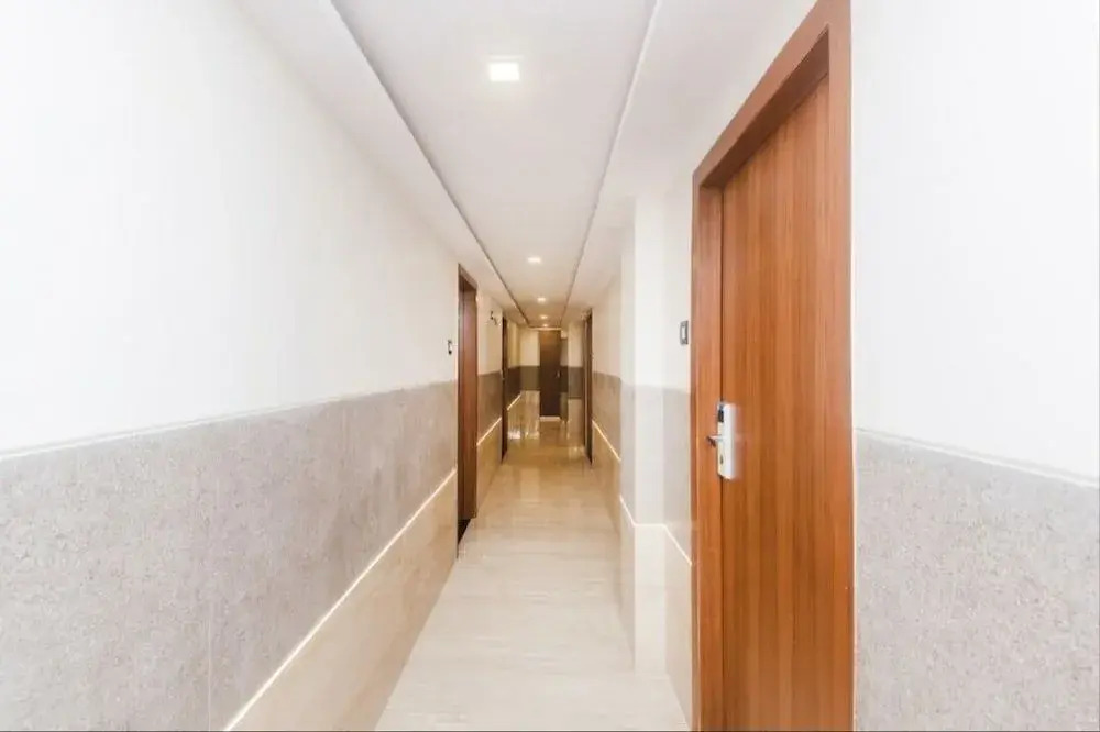 Qubestay Airport Capsule Hotel & Hostel