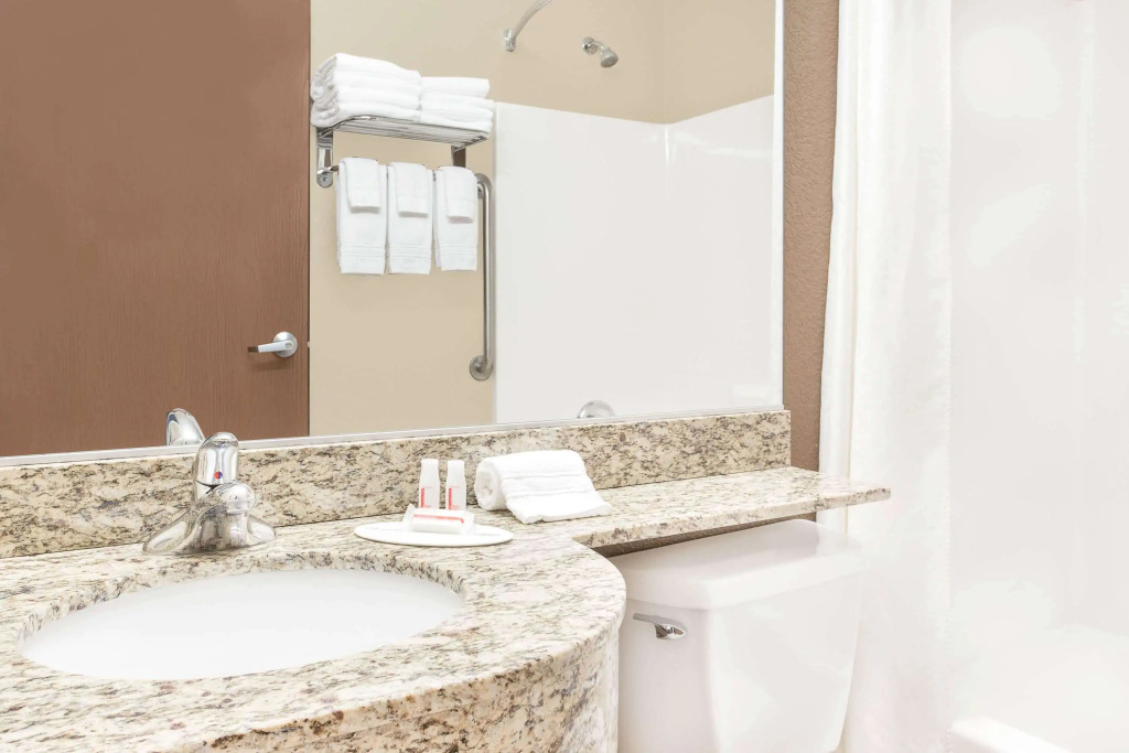 Microtel Inn & Suites by Wyndham Mansfield