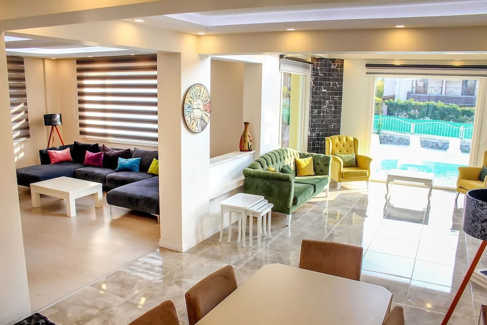 King Villa