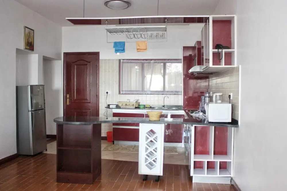 Shanzu Oceanline Apartments and Suites