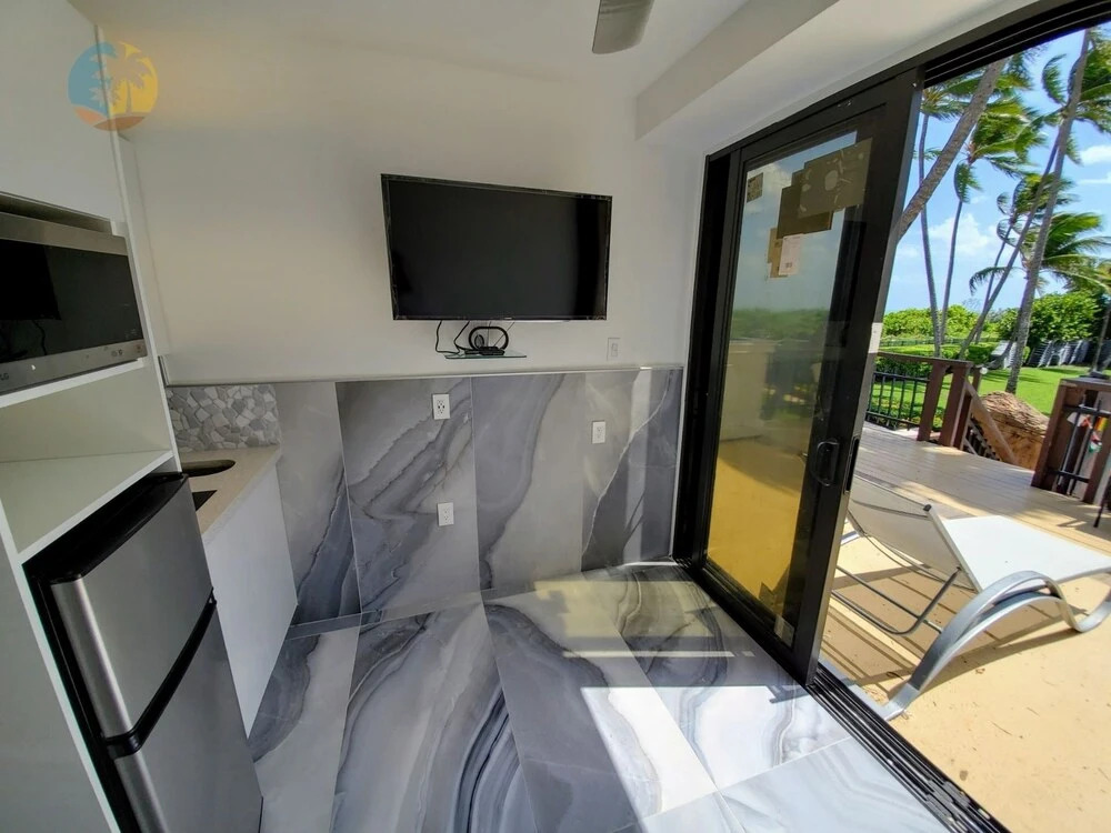 Alexander 706 2 Bedroom Apts by Redawning