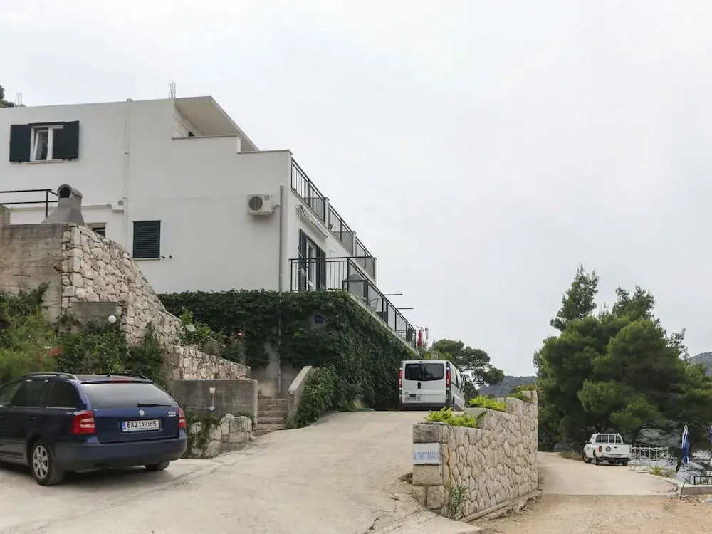 Apartments Posta