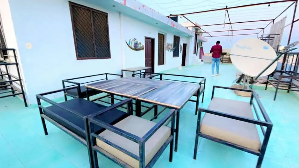 Goroomgo Black Hawk Jodhpur