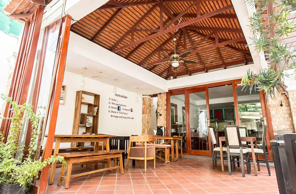 Villa Cambell Hotel & Cafe