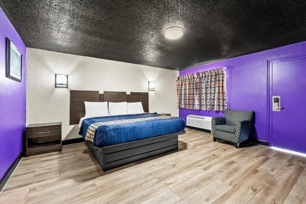 Red Carpet Inn and Suites