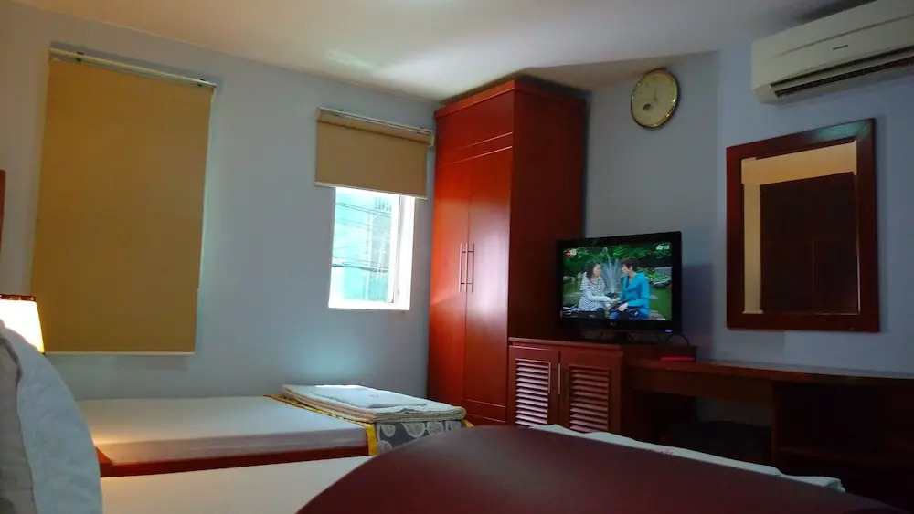 Van Phuc Hotel