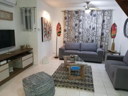 Villa Bienvenue Beachfront House