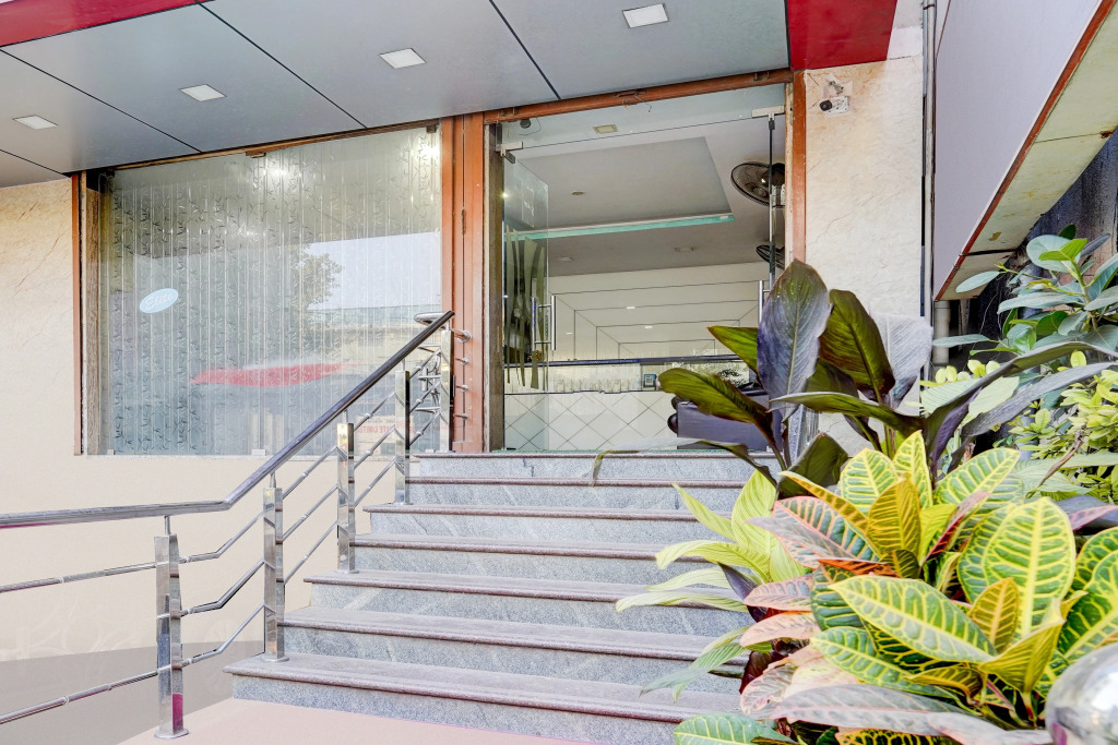 Hotel O Porur Formerly Jeyas Elite