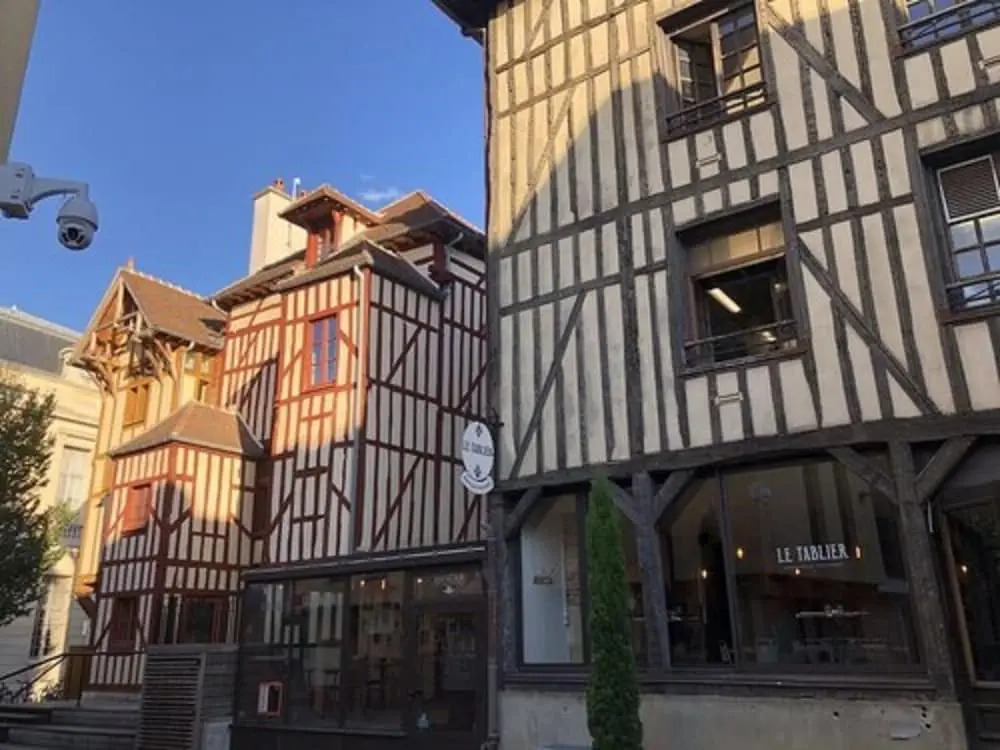 Le Montabert