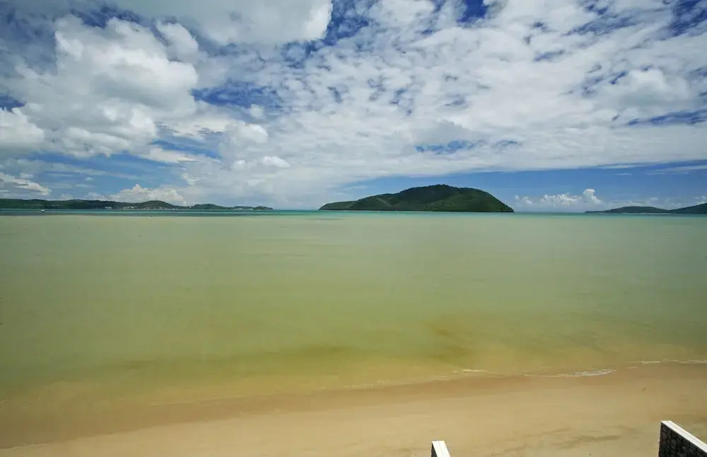 3BR Penthouse with Ocean View & Private Rooftop in Rawai