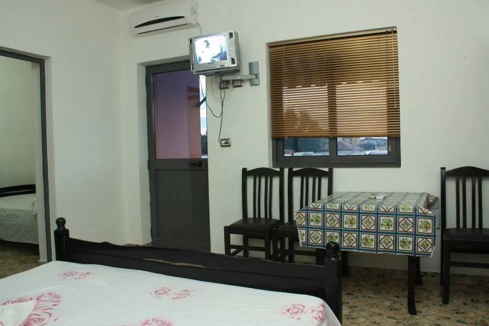 Aleks Hotel