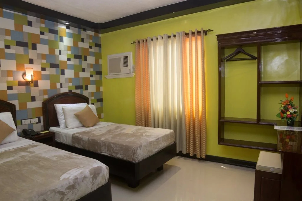 Ulding's Hotel
