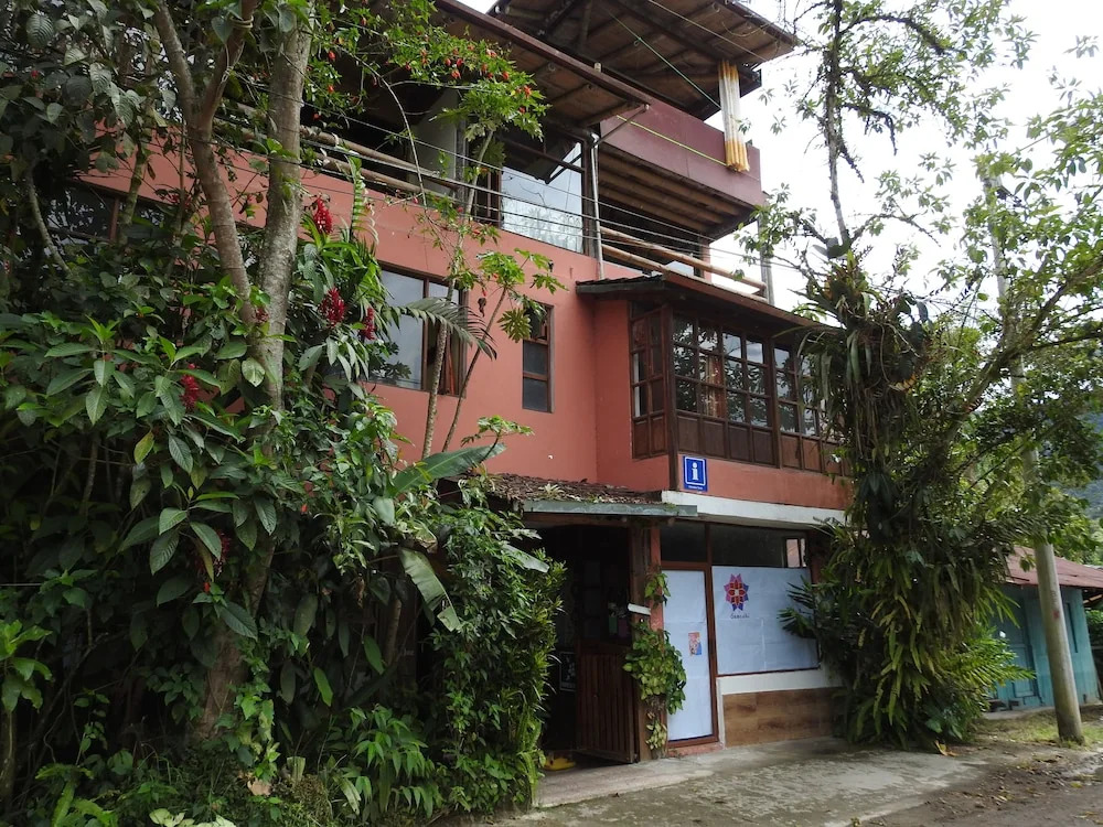 Biohostal Mindo Cloud Forest