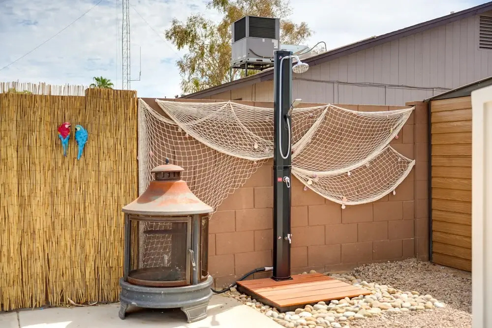 Glendale Getaway: Swim, Putt, Grill, & Relax!