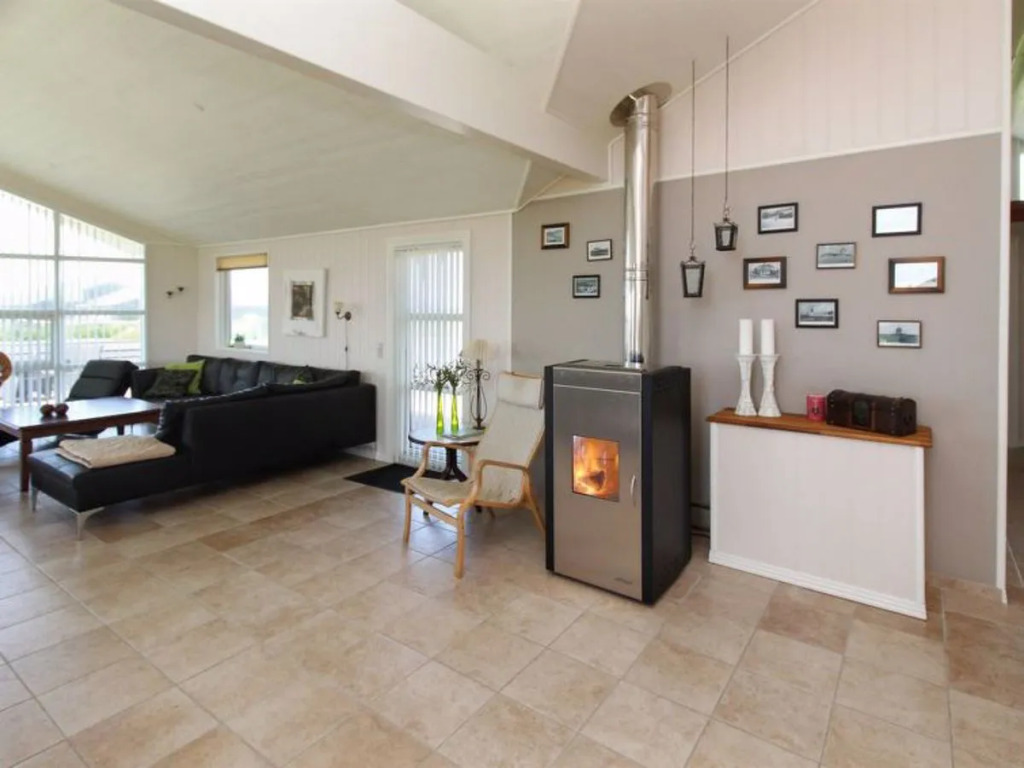 "Nisa" - 250m from the sea in NW Jutland