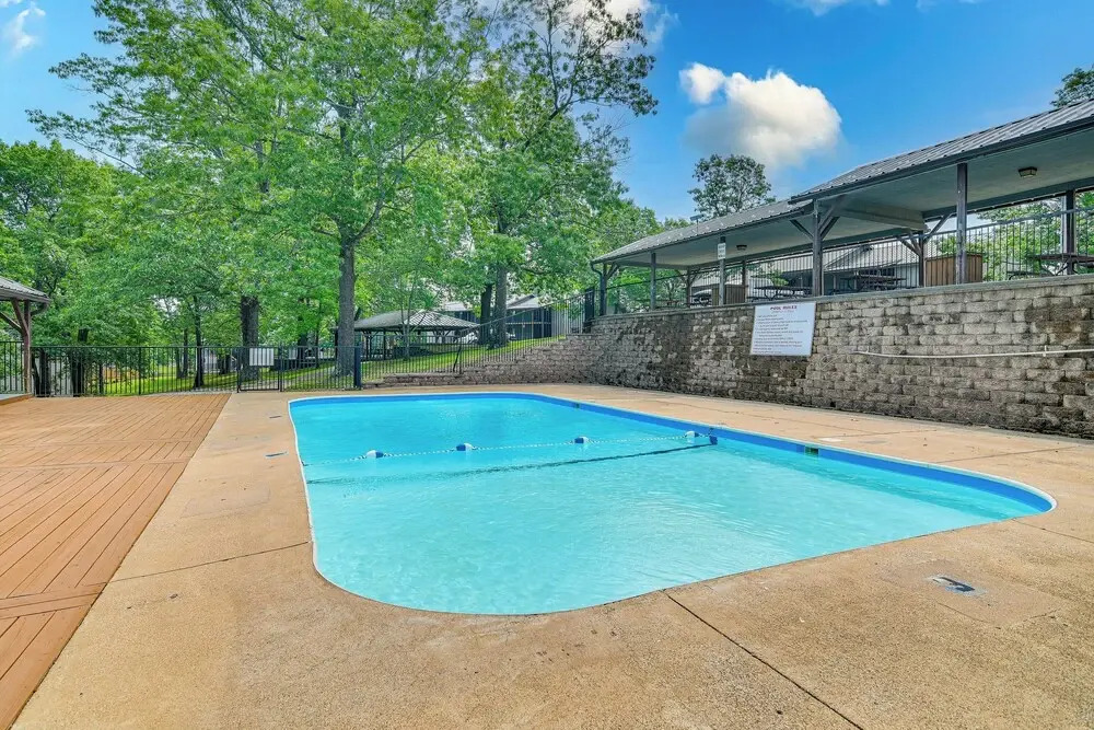 2 Mi to Silver Dollar City: Condo in Branson West