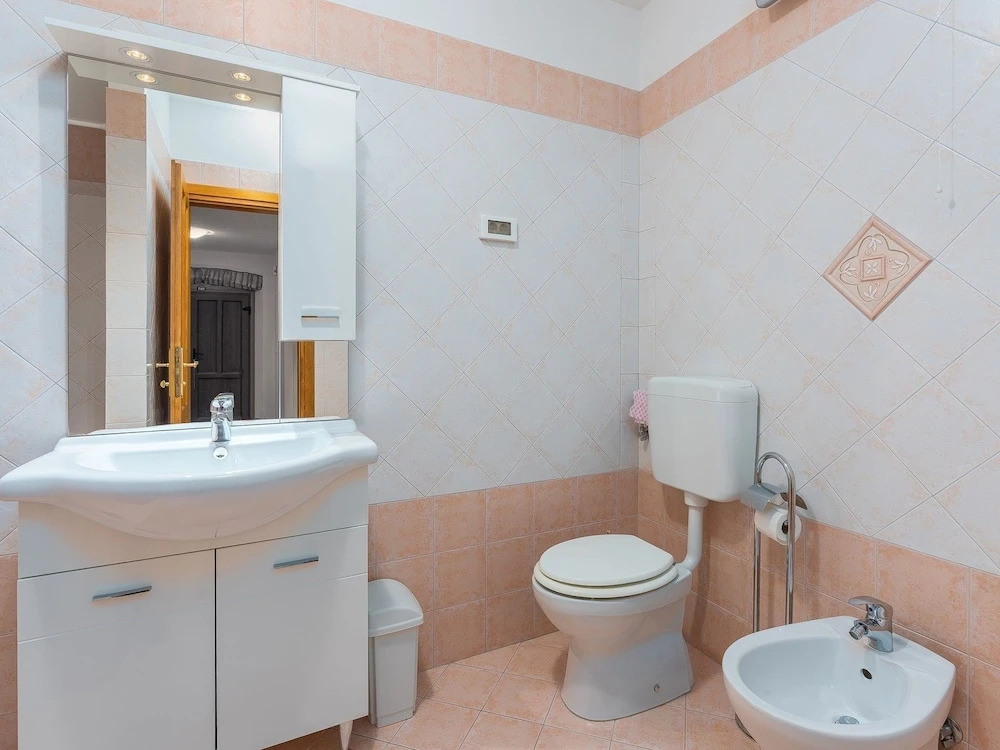 Traditional Stone Holiday House for up to 8 Persons