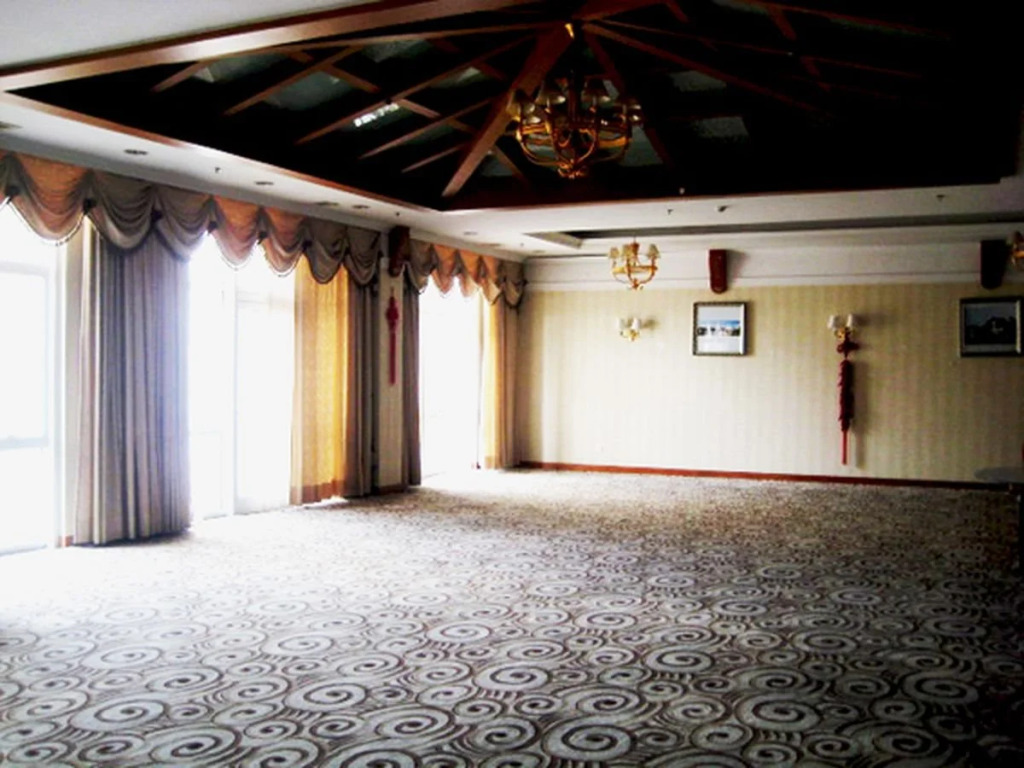 Yosemite Business Club