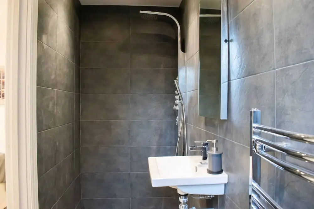Modern 2 Bedroom Flat in Kennington