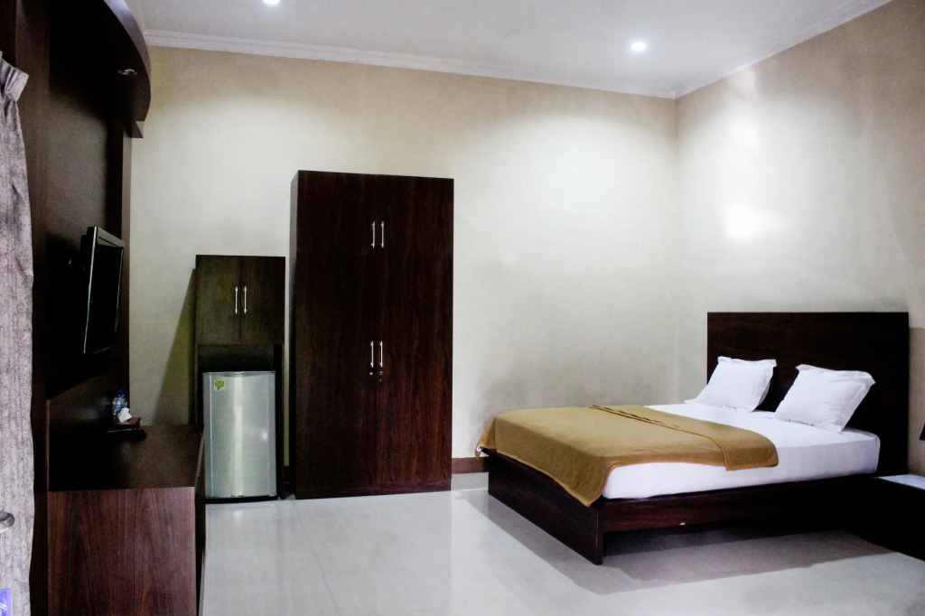 Nirwana Buton Villa