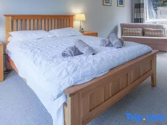 Ragged Staff - 3 Bedroom Holiday Home - Saundersfoot
