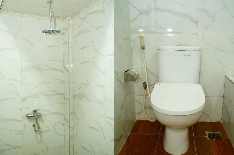 Oyo 629 Grand Vella Hotel