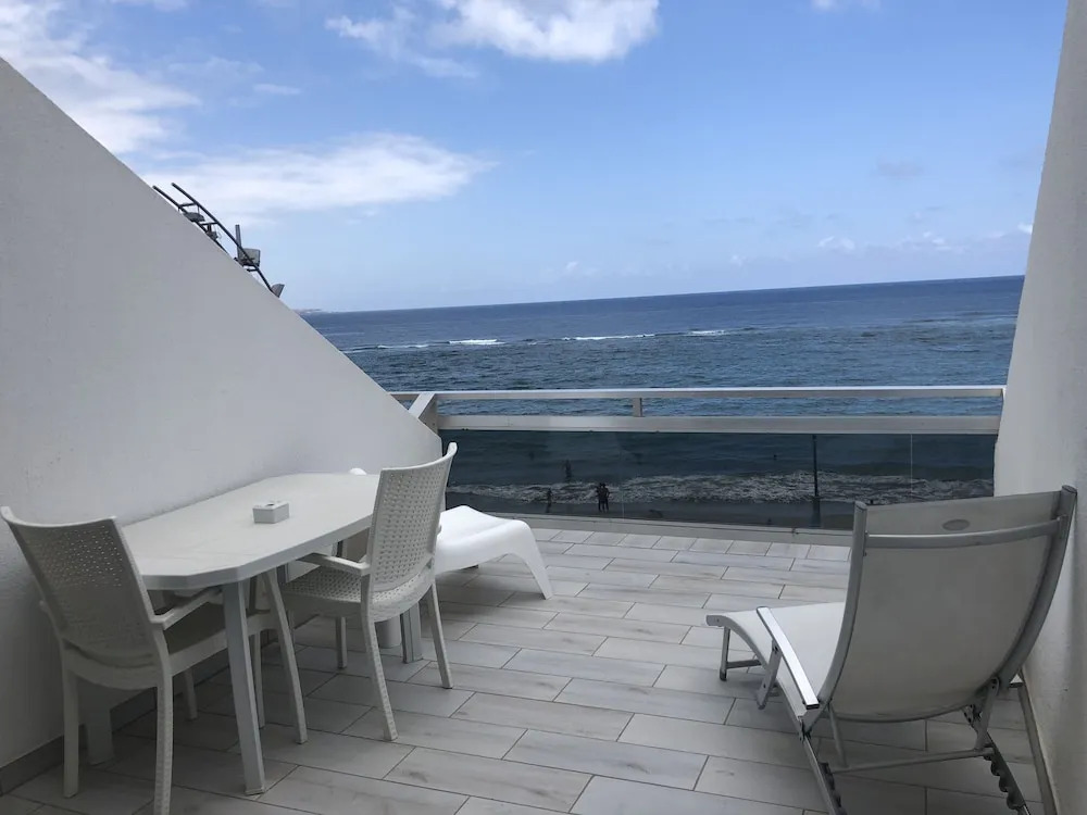 Estudio Frente al Mar