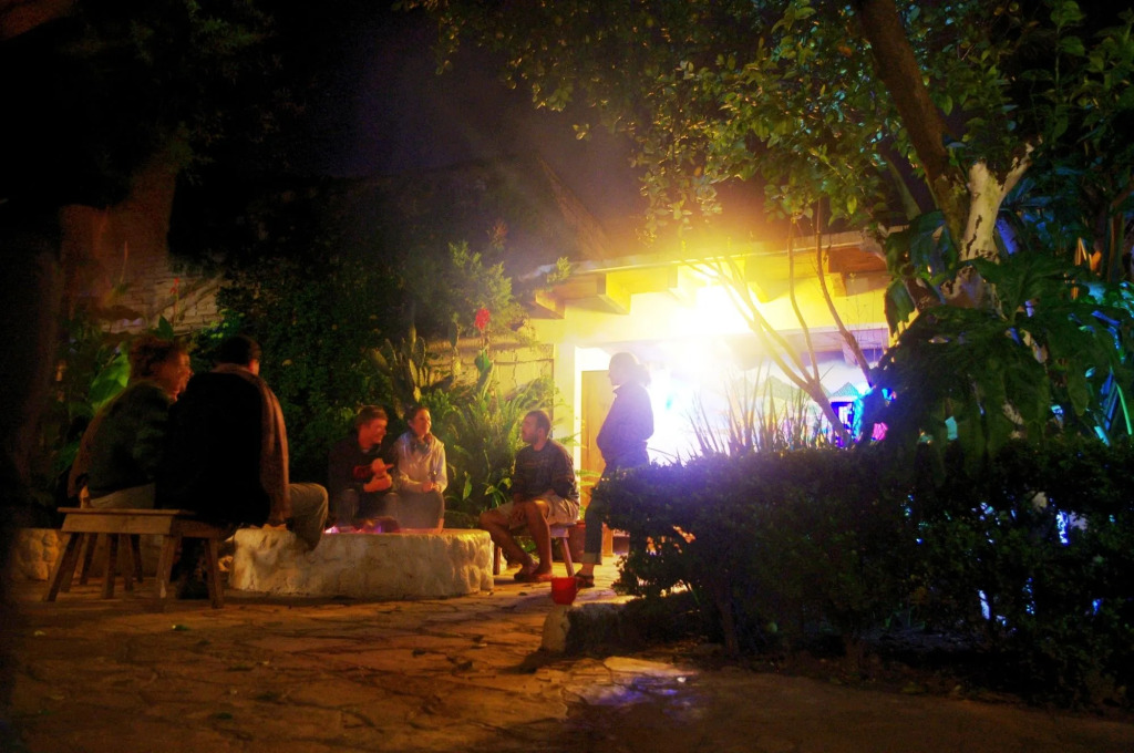 Rossco Hostel & Hotel