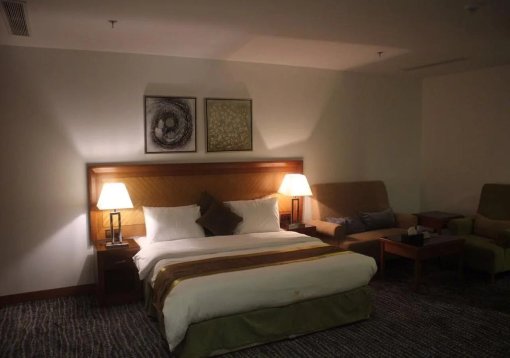 Lotaz hotel suites