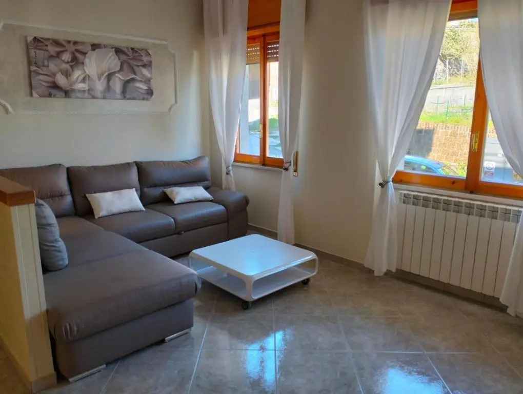 Superbe Appartement de 5 pièces avec 3 grandes chambres situé dans un jolie village