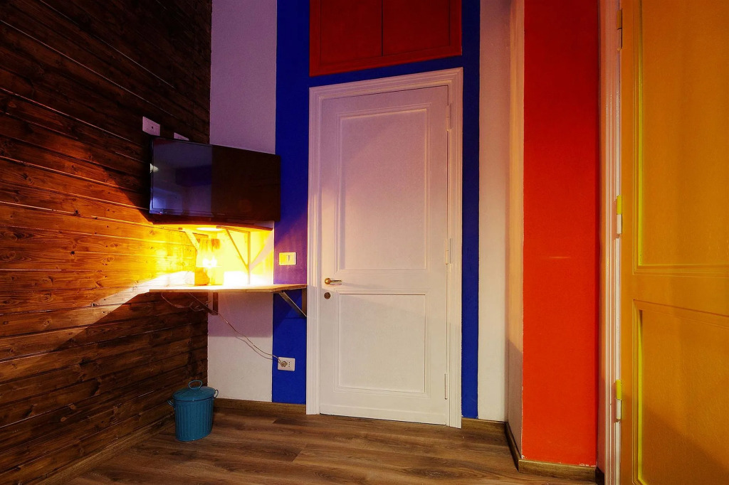 Next Door Guesthouse